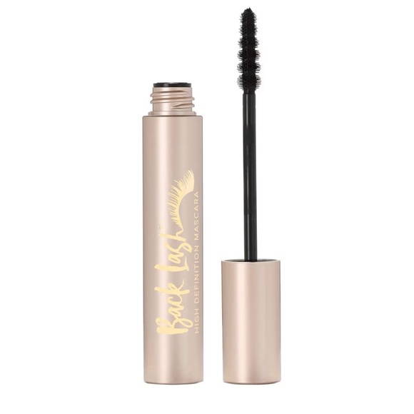 Belle Beauty Makeup 8 pc Bundle - ALL NEW - Picture 9 of 9